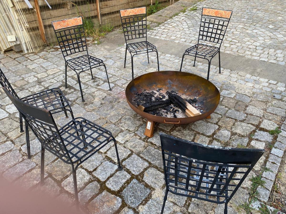 Ferienwohnung Wachstube Mit 3 Schlafraeumen Im Rittergut Leppersdorf Wachau ภายนอก รูปภาพ